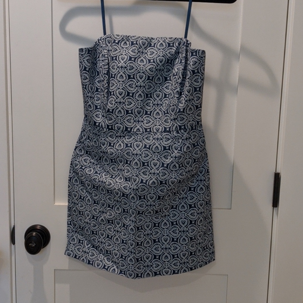 Vineyard Vines strapless dress